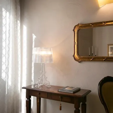 Affittacamere Casa Mavì- *