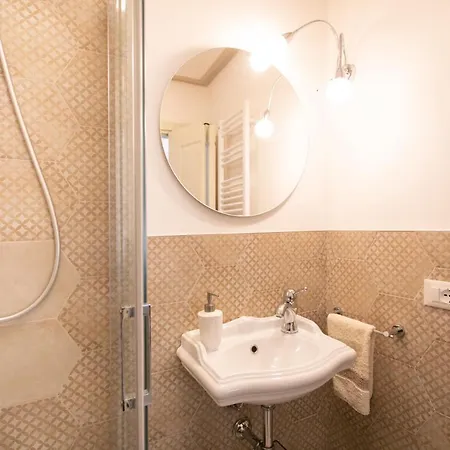 Casa Mavì- *